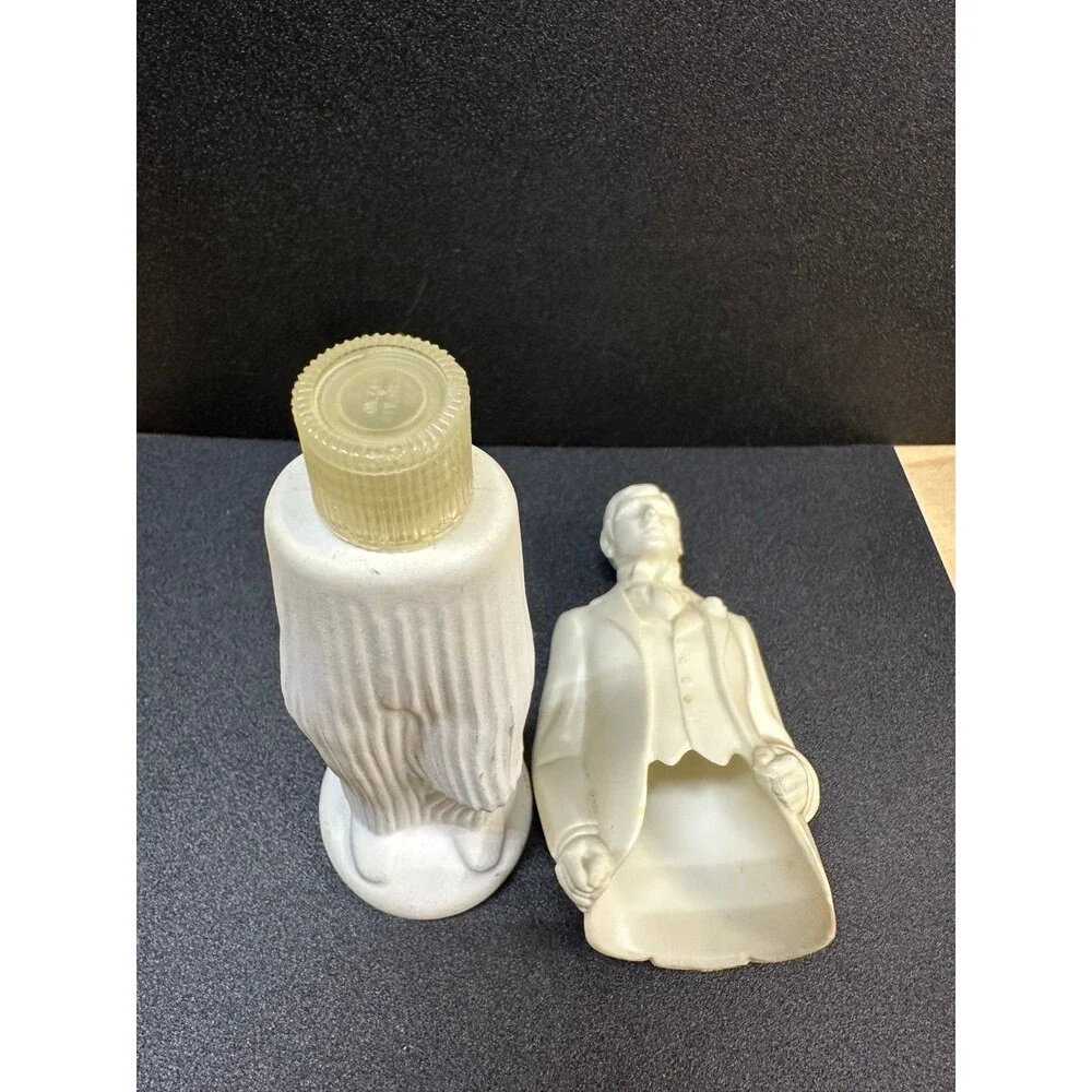 Vintage Avon Proud Groom‎ Sweet Honesty Decanter Bottle (Empty)
